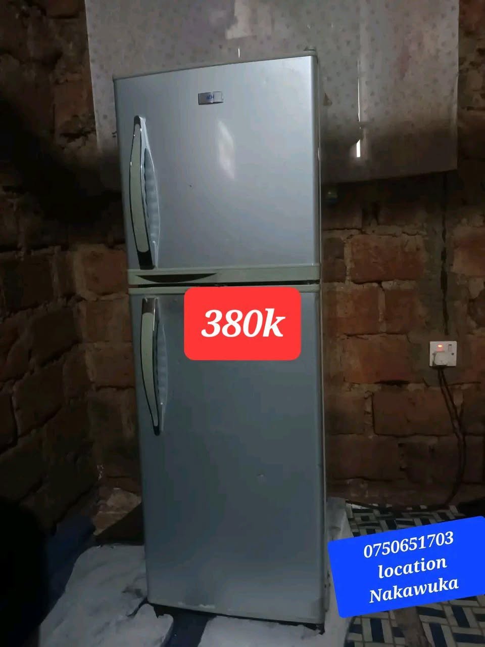 A picture of Adh fridge freezer double door