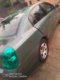 A picture of Nissan Altima 2002