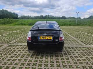 A picture of 2009 TOYOTA AUTOMATIC HYBIRD T SPRIT SATNAV BLUETOOTH CAMERA 1999