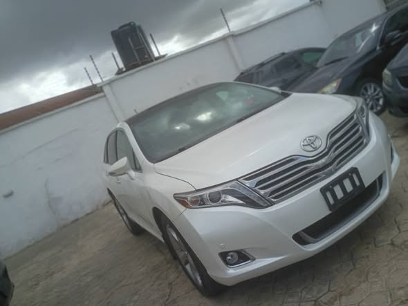 A picture of Foreign used Toyota Venza 2016 Limited edition