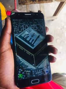 A picture of Samsung Galaxy j7 prime