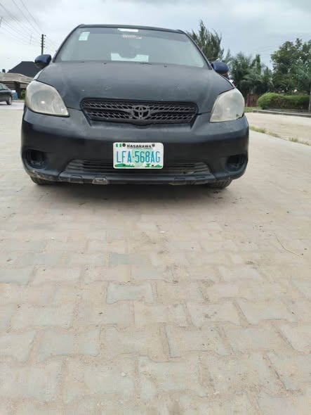 A picture of Toyota matrix 2007