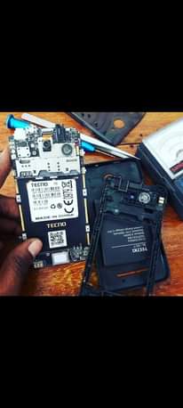 A picture of FUNDI SIMU KARIAKOO
