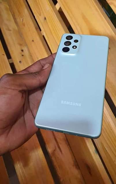A picture of Samsung A73 5g