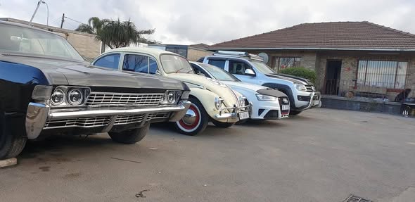 v8 cars