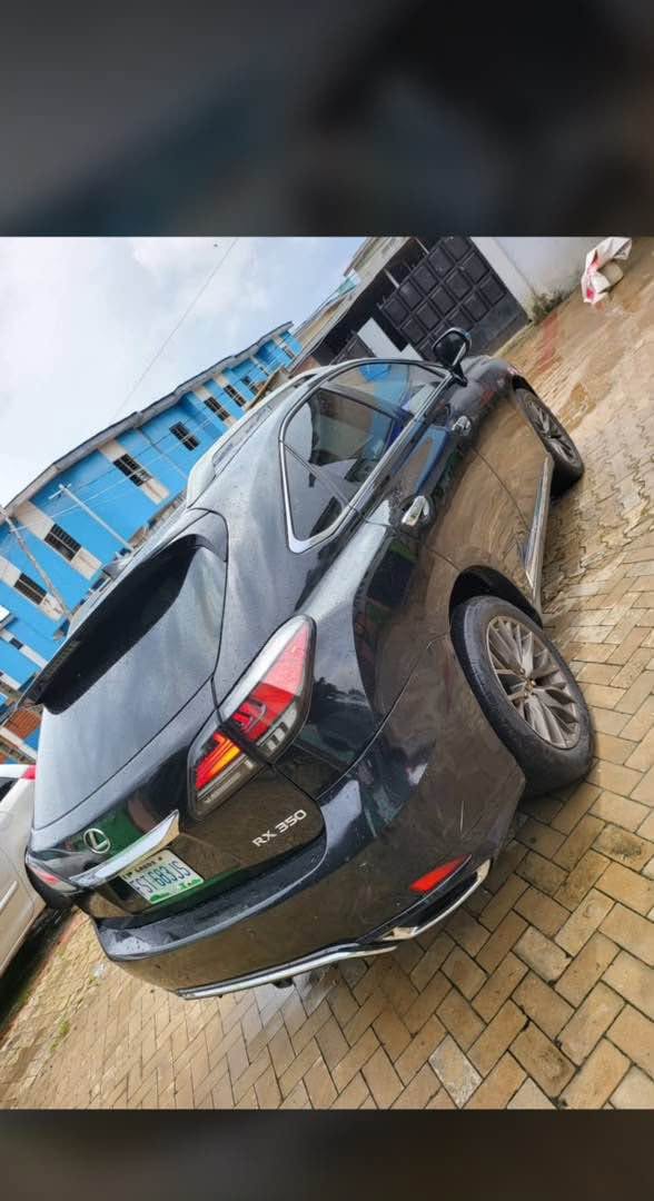 A picture of SWAP DEALS CAN COME Toks standard 2014 rx 350