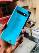 A picture of Samsung S10