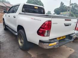 A picture of Hilux Revo Prerunner 2014 At 175m 0706044260 0774245262