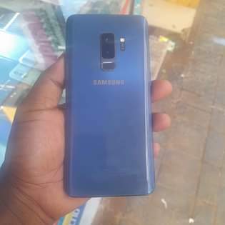 A picture of S9 64gb 4ram