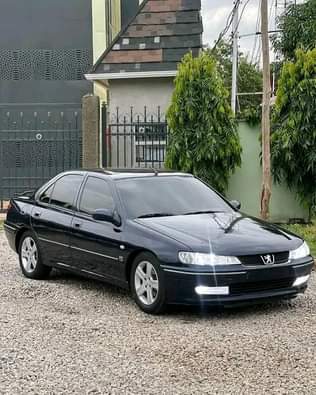 A picture of PEUGEOT 406