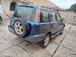 A picture of Neatly used Honda CR V 2000 model for sale from
