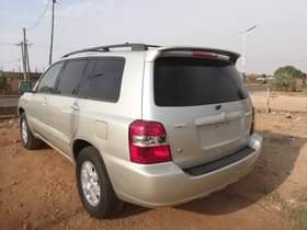 A picture of Clean used Toyota Highlander 2004 model with duty Location is