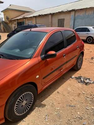 A picture of Peugeot 206 Manual
