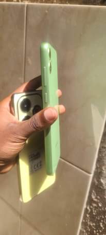 A picture of Samsung galaxy a05 128gb
