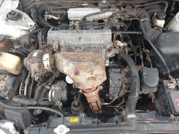 A picture of TOYOTA CAMRY 2001