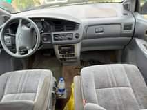 A picture of Toyota sienna 2002 LE A year and 6 monthsRegistered First
