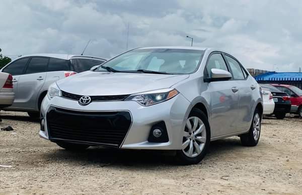 A picture of TOK S STANDARD An Extremely Clean Used Toyota Camry 2011