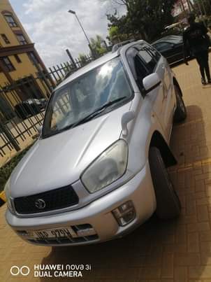 A picture of Toyota Rav4j
