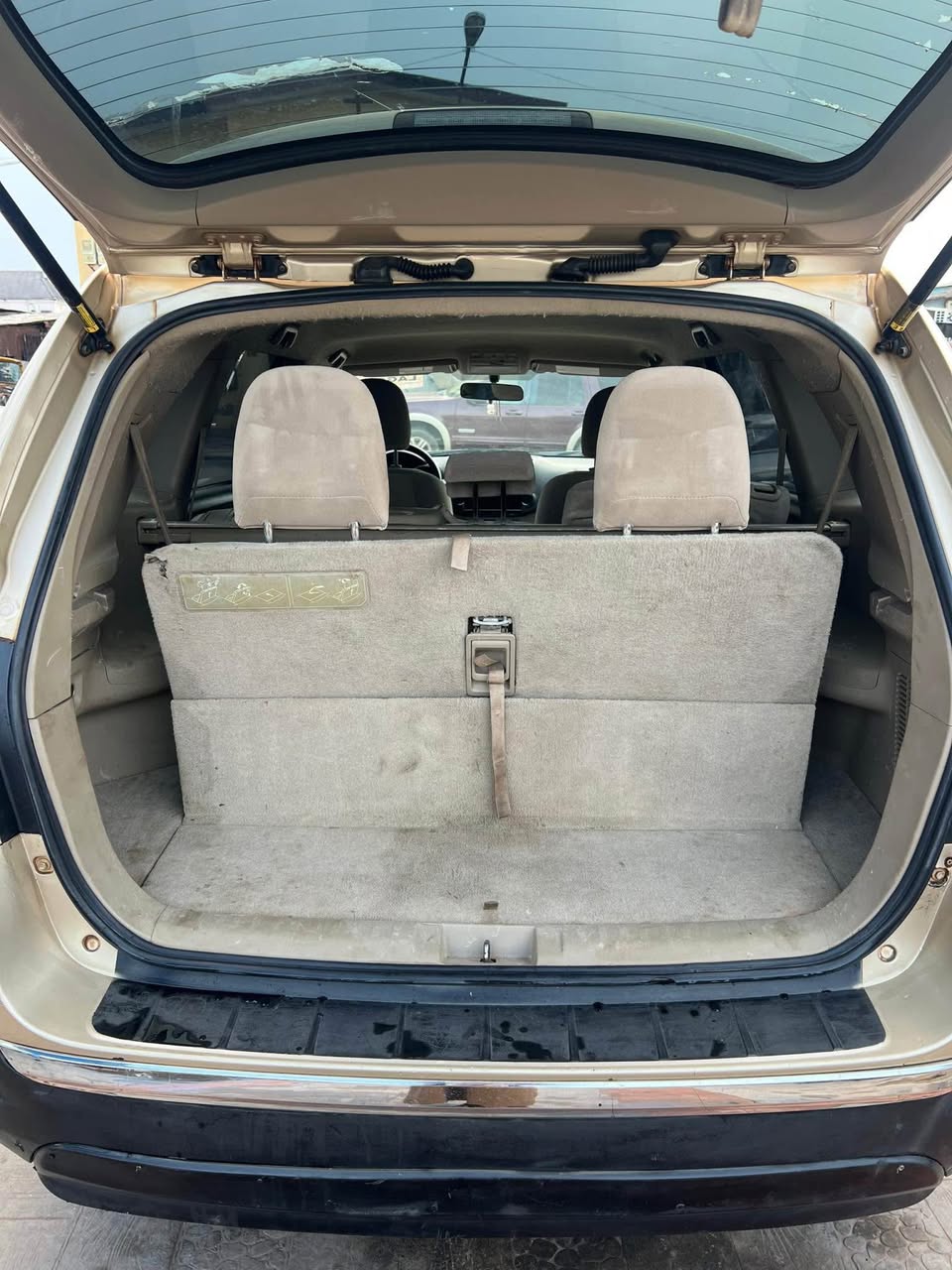 A picture of Clean Toyota Highlander 2008 Firstbody Accident free 3seat rows Android