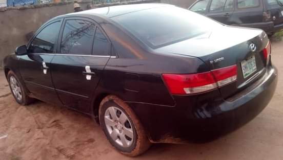A picture of HYUNDAI SONATA 2007