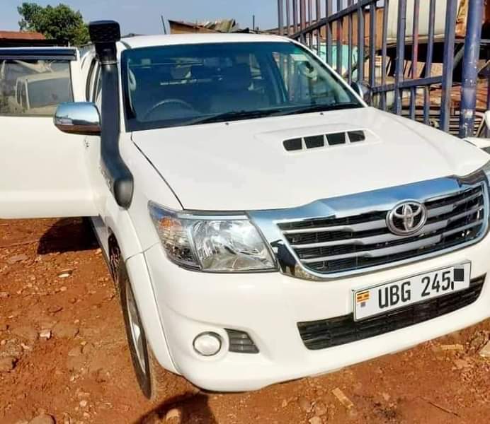 used toyota hilux