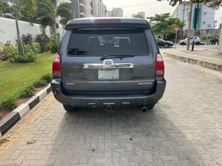A picture of WHY LOOKING FOR TOKS STANDARD TOYOTA 4RUNNER 2007 MODEL FIRSTBODY