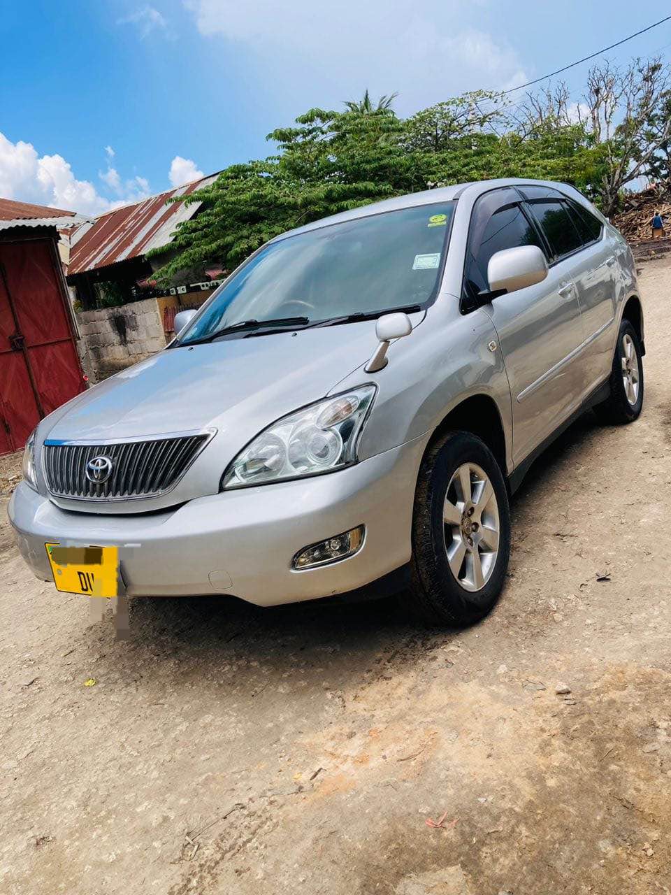 A picture of Toyota harrier new on sale BEI 21M0753322015