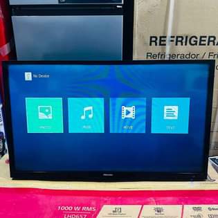 A picture of Used Hisense 32 digital LED TV no stands but comes