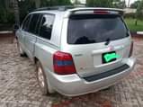A picture of Very clean and sound Toyota Highlander 2004