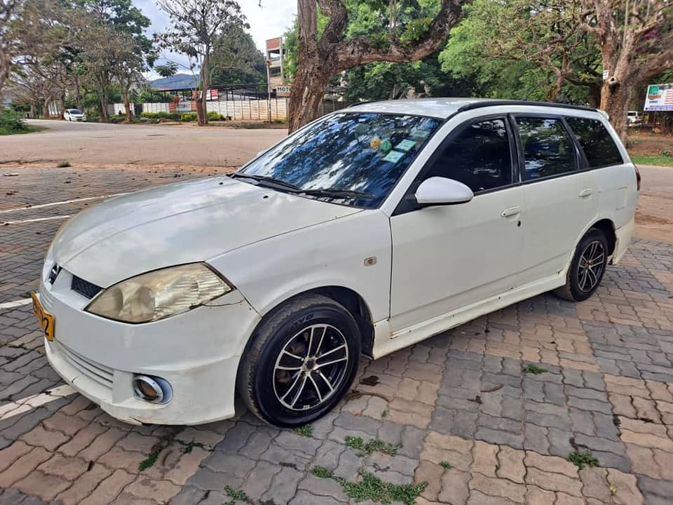 classifieds/cars nissan