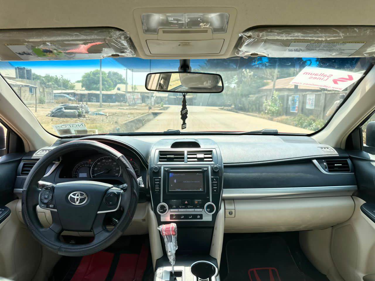 A picture of Toyota Camry 2012