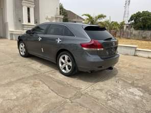 A picture of Foreign Used Toyota Venza V6 Year 2010 Model With OCP