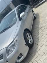 A picture of corolla 2009 model