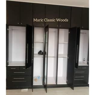 A picture of Classic kitchen cabinets and wardrobes