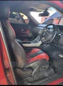 A picture of Range rover evoque 50m