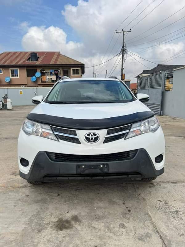 A picture of Registered RAV4 2014 Model First Body Pangolo Registered but not