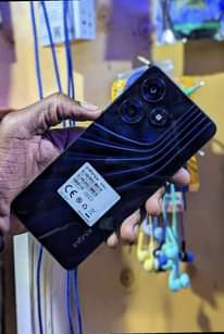 A picture of NINASHIDA NA PESA YA ALAKA SIM INFINIX HOT 30 RAM8
