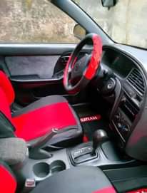 A picture of Hyundai elantra 2005.