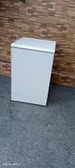 A picture of Nauza fridge nzuri eletrolux offer lak 180k tu