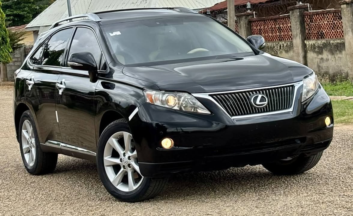 A picture of An extremely clean Nigeria used clean 2011 Lexus RX350 with