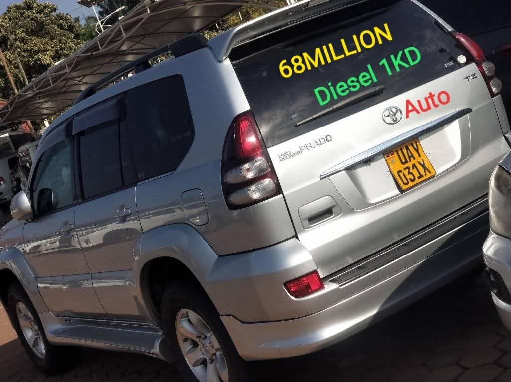A picture of LAND CRUISER DIESEL PETROL