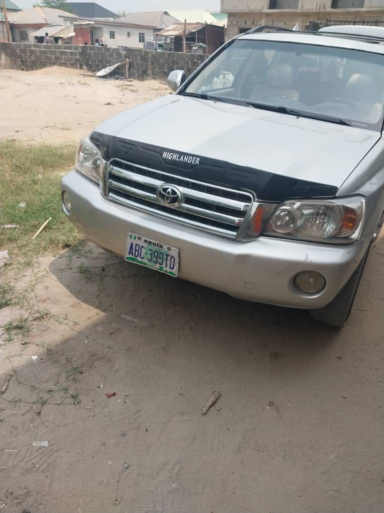 A picture of Toyota highlander