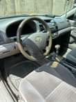 A picture of Toyota Camry 2005 model with sound engine and gear chilling