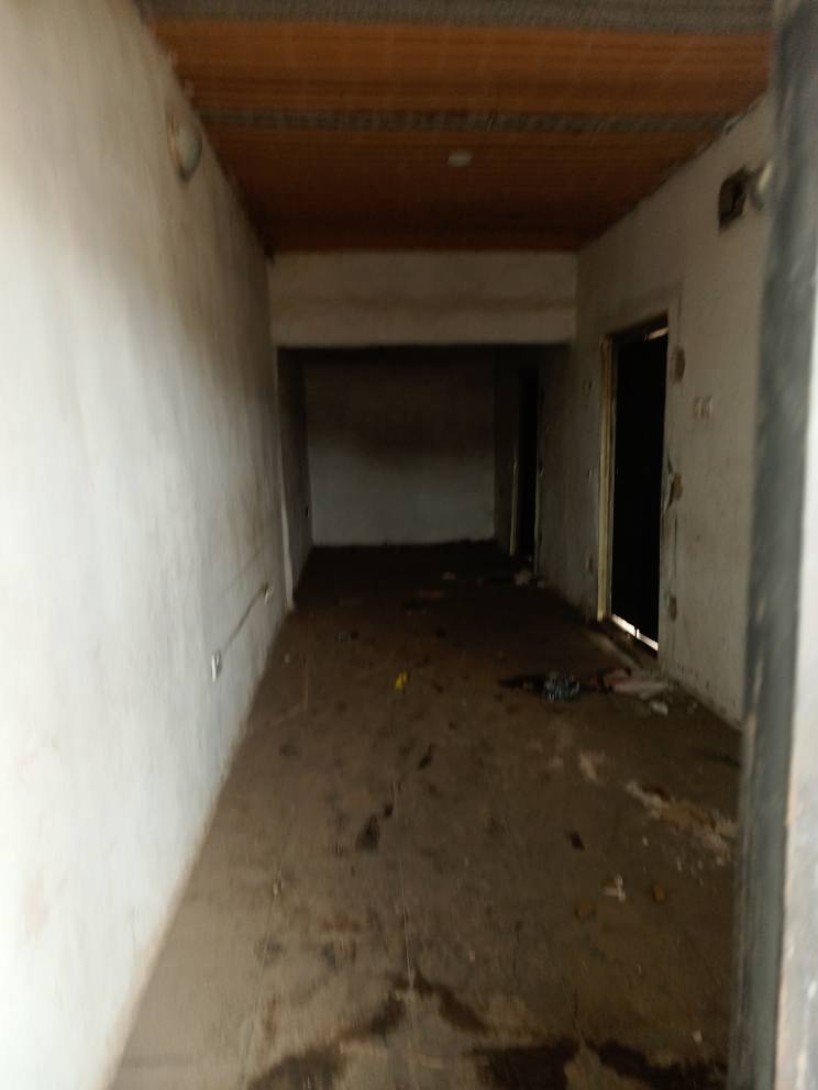 A picture of Big shop along Etete GRA B city for rent. 780k