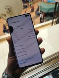 A picture of Samsung s10plus