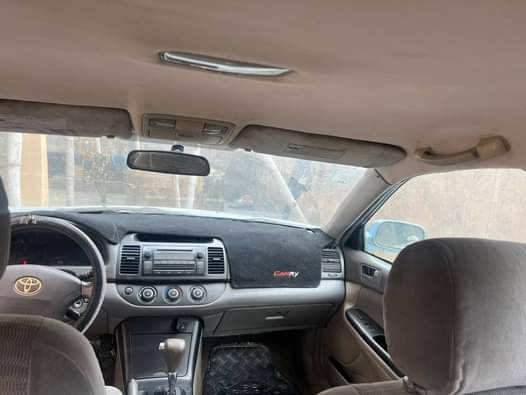 A picture of 2006 registered Toyota camry Le v4 engine Solid condition 3