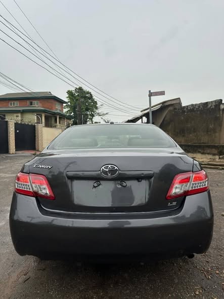 A picture of 2010 TOYOTA CAMRY VENZA