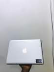 A picture of MAC BOOK PRO 2012