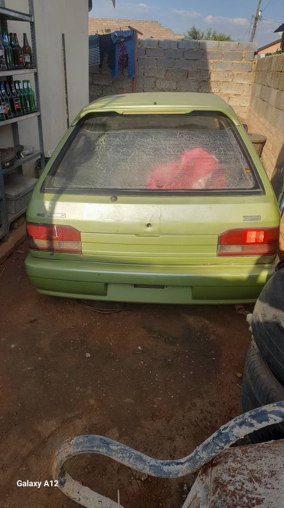 mazda 323