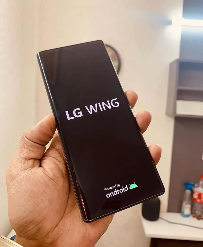 A picture of LG WING 5G NETWORK
